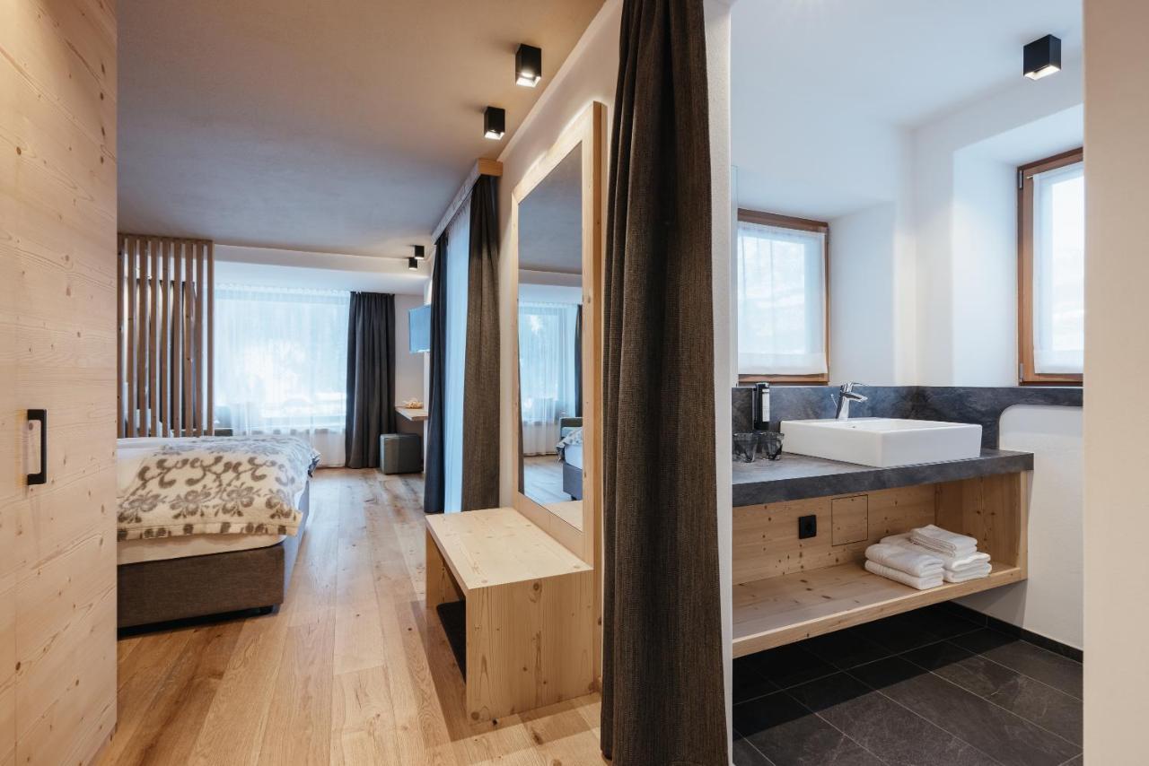 Berghotel Sanvi サン・マルティーノ・イン・バディーア エクステリア 写真
