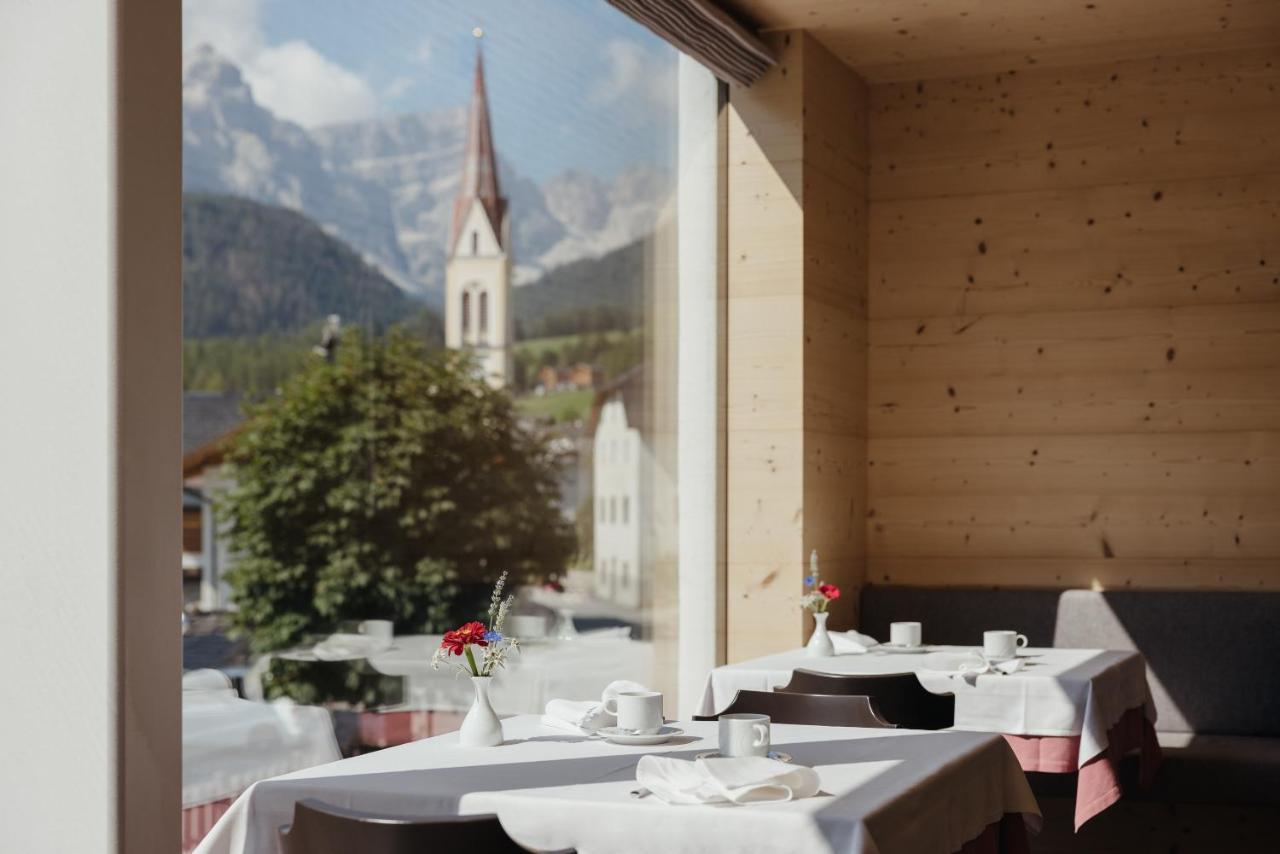Berghotel Sanvi サン・マルティーノ・イン・バディーア エクステリア 写真